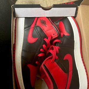 They are brand new and they are size 6y